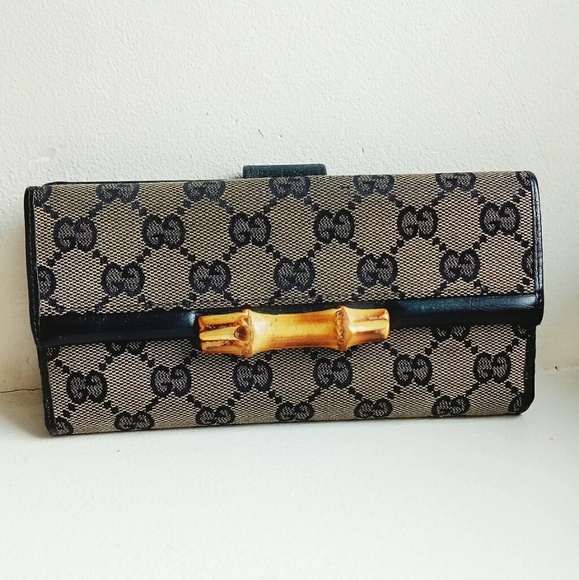 Gucci Handbags - 💯Auth Gucci bamboo long wallet